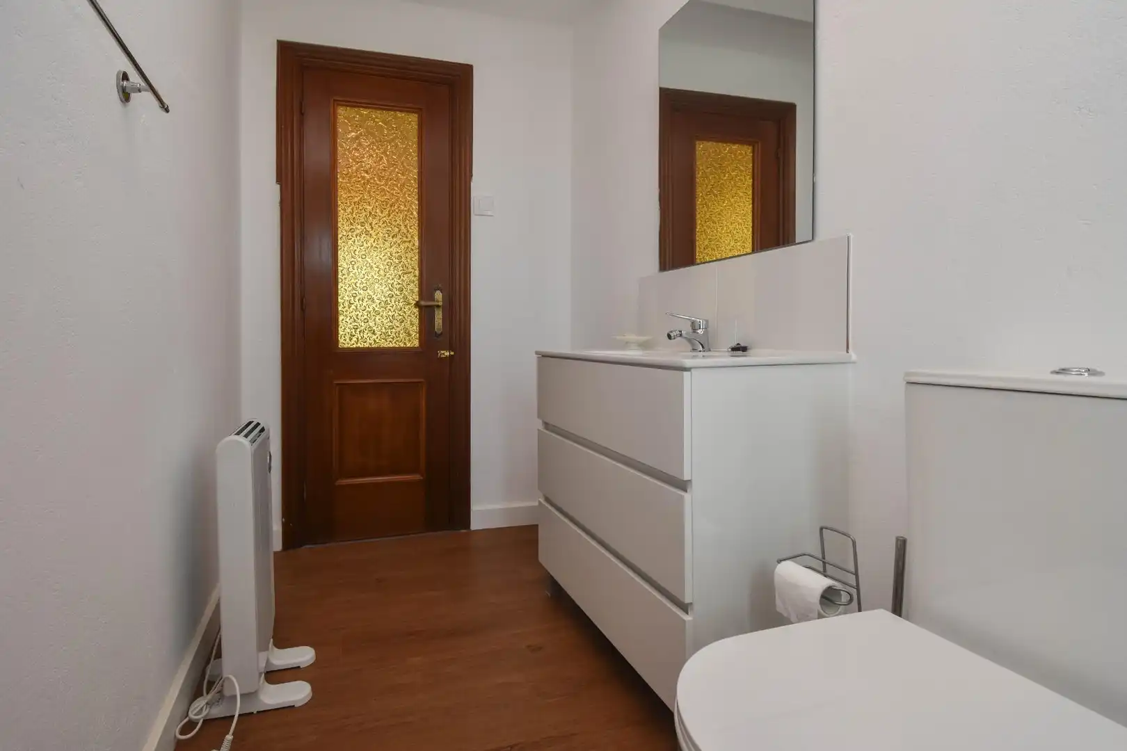 Bany de Casa o xalet de lloguer en Cambre  amb Calefacció, Jardí privat i Traster