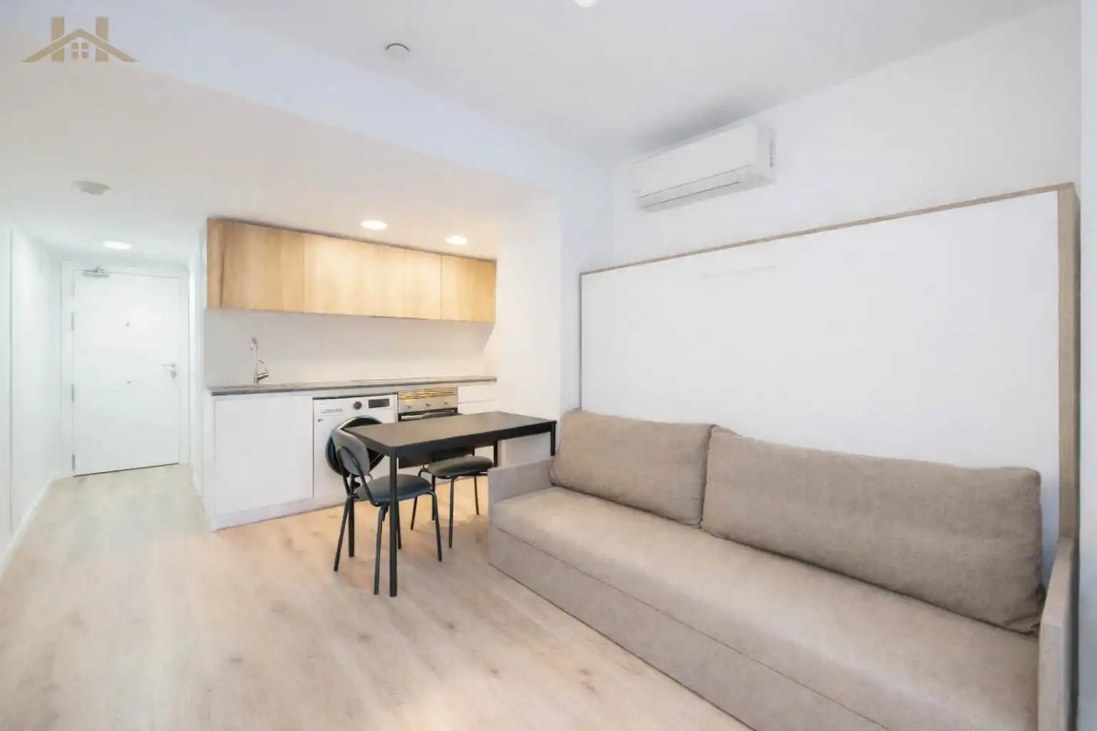 Sala de estar de Loft en venta en San Sebastián de los Reyes con Aire acondicionado, Terraza y Amueblado