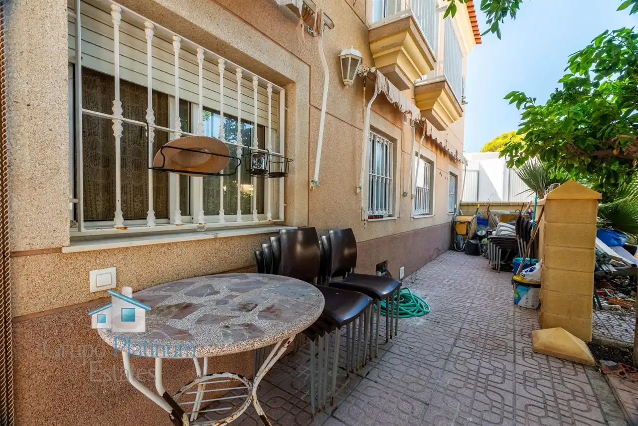 Vista exterior de Apartament en venda en Cuevas del Almanzora amb Terrassa i Moblat