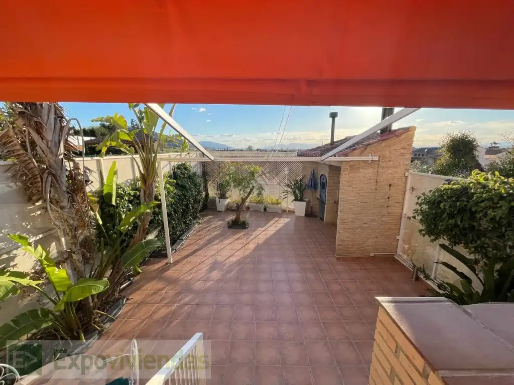 Terraza de Casa adosada en venta en Murcia