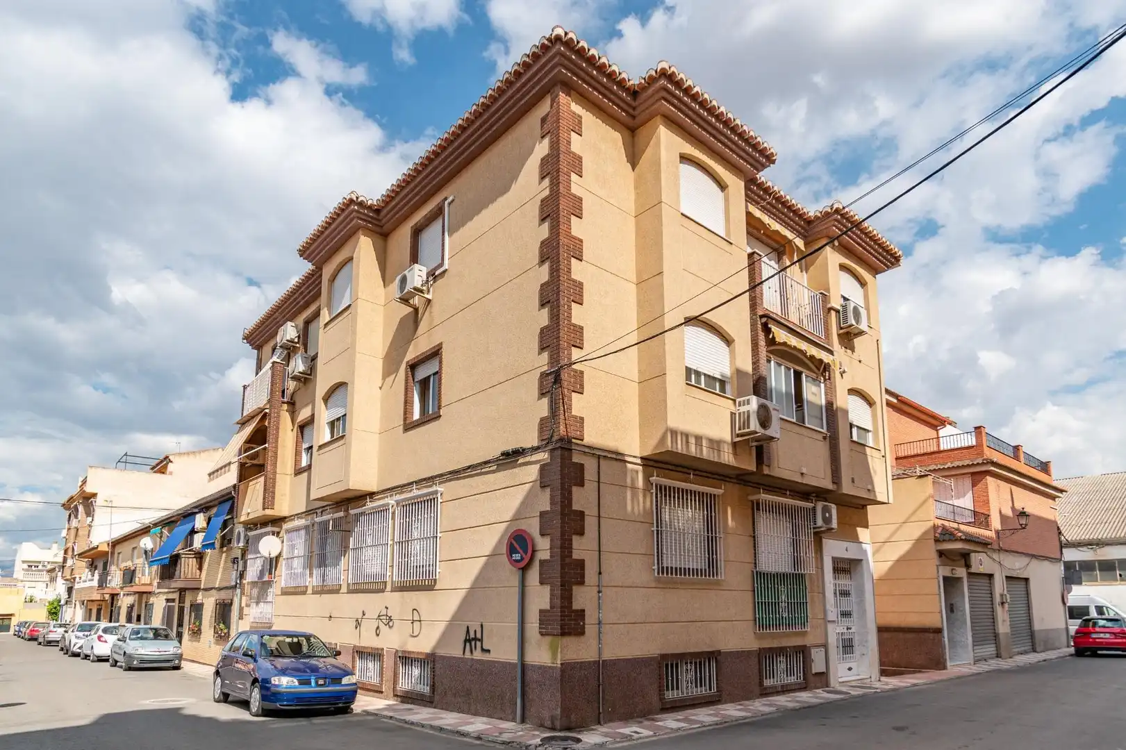 Vista exterior de Piso en venta en Armilla