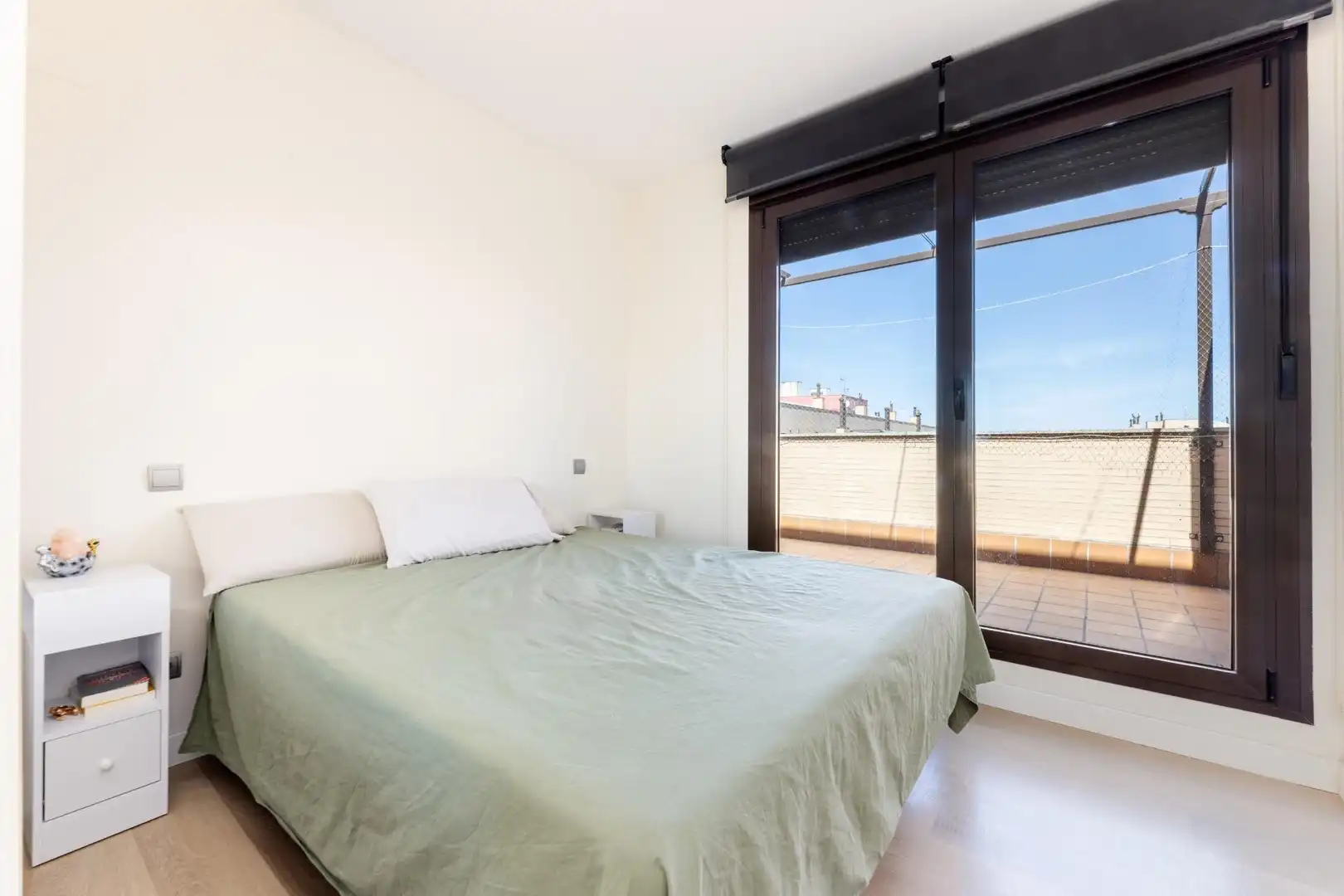 Bedroom of Attic for sale in Torrejón de Ardoz  with Air Conditioner, Heating and Private garden