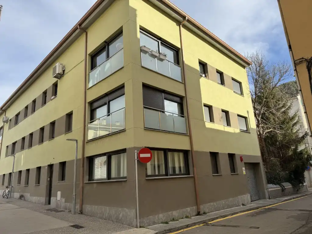 Vista exterior de Garaje en venta en Campdevànol