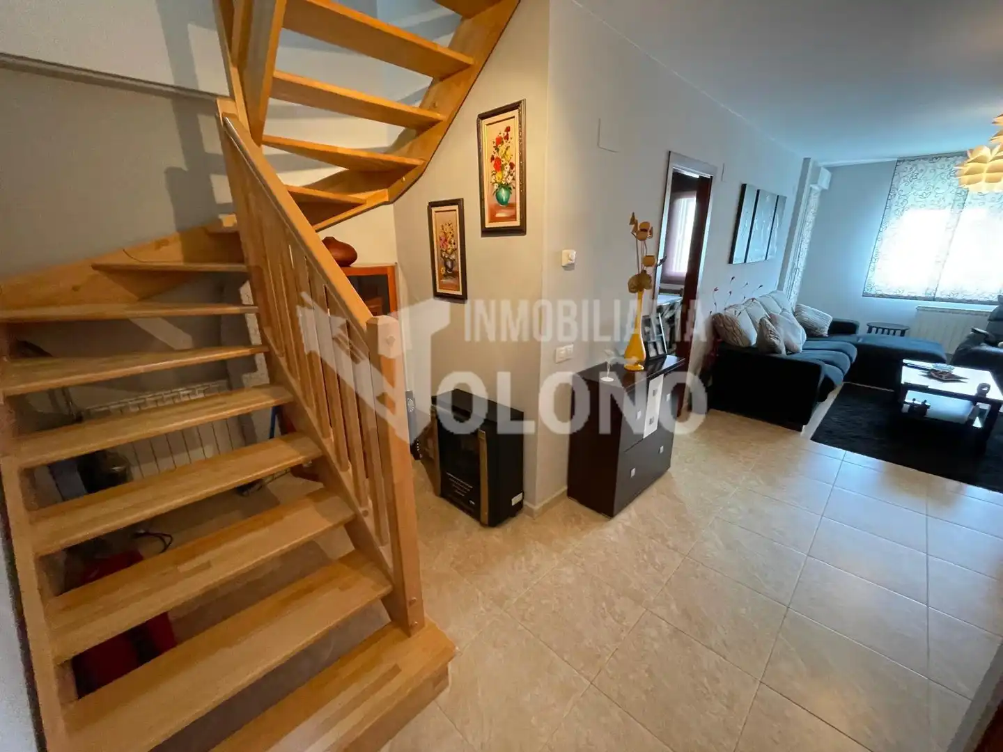 Dúplex en venta en Castañares de Rioja con Calefacción, Parquet y Terraza