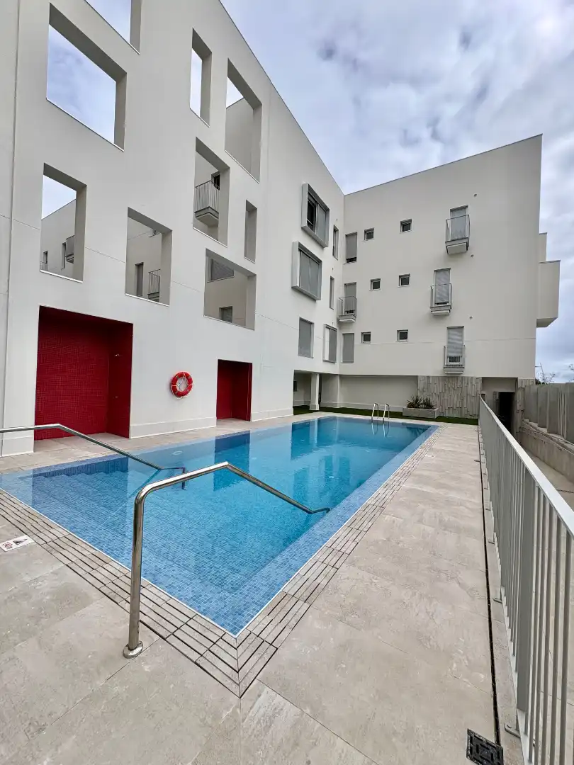 Piscina de Pis en venda en Las Palmas de Gran Canaria amb Traster, Balcó i Piscina comunitària