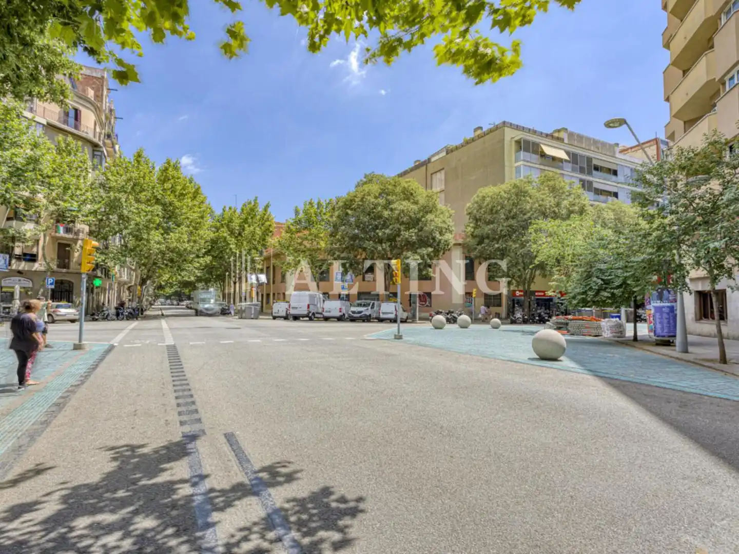 Außenansicht von Büro zum Verkauf in Barcelona