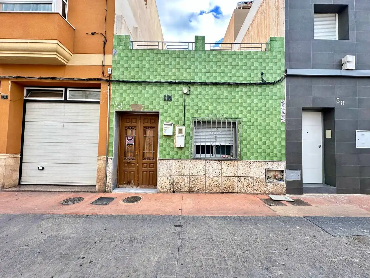 Vista exterior de Casa o xalet en venda en Almería