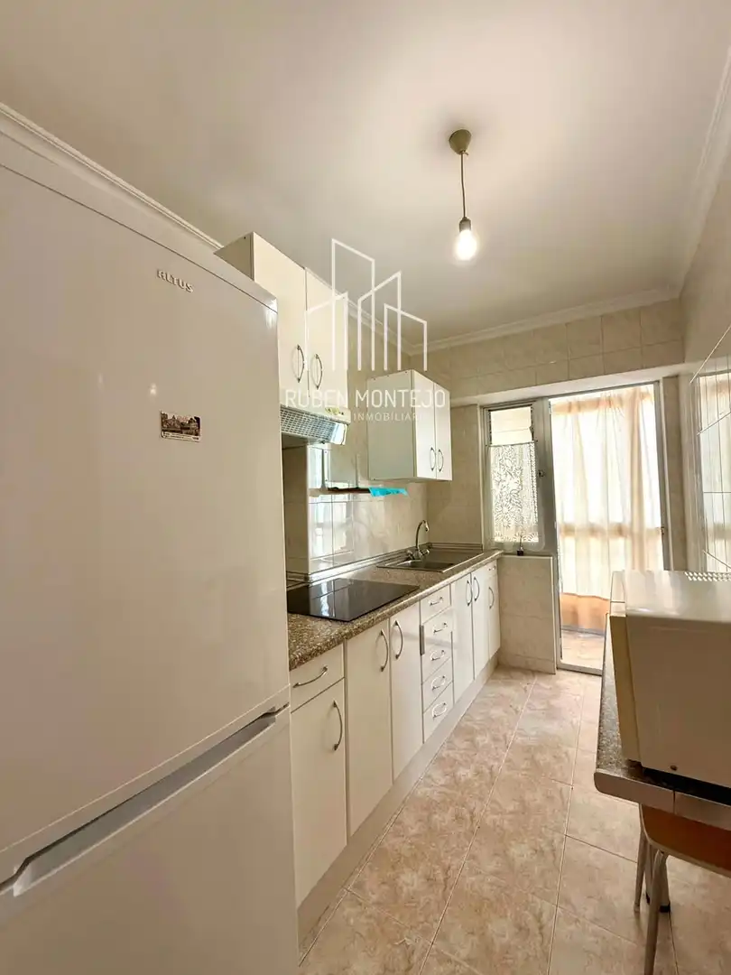 Kitchen of Flat for rent in Salamanca  with Heating, Terrace and Furnished