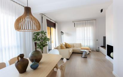 Living room of Apartment to rent in  Barcelona Capital  with Air Conditioner, Heating and Terrace