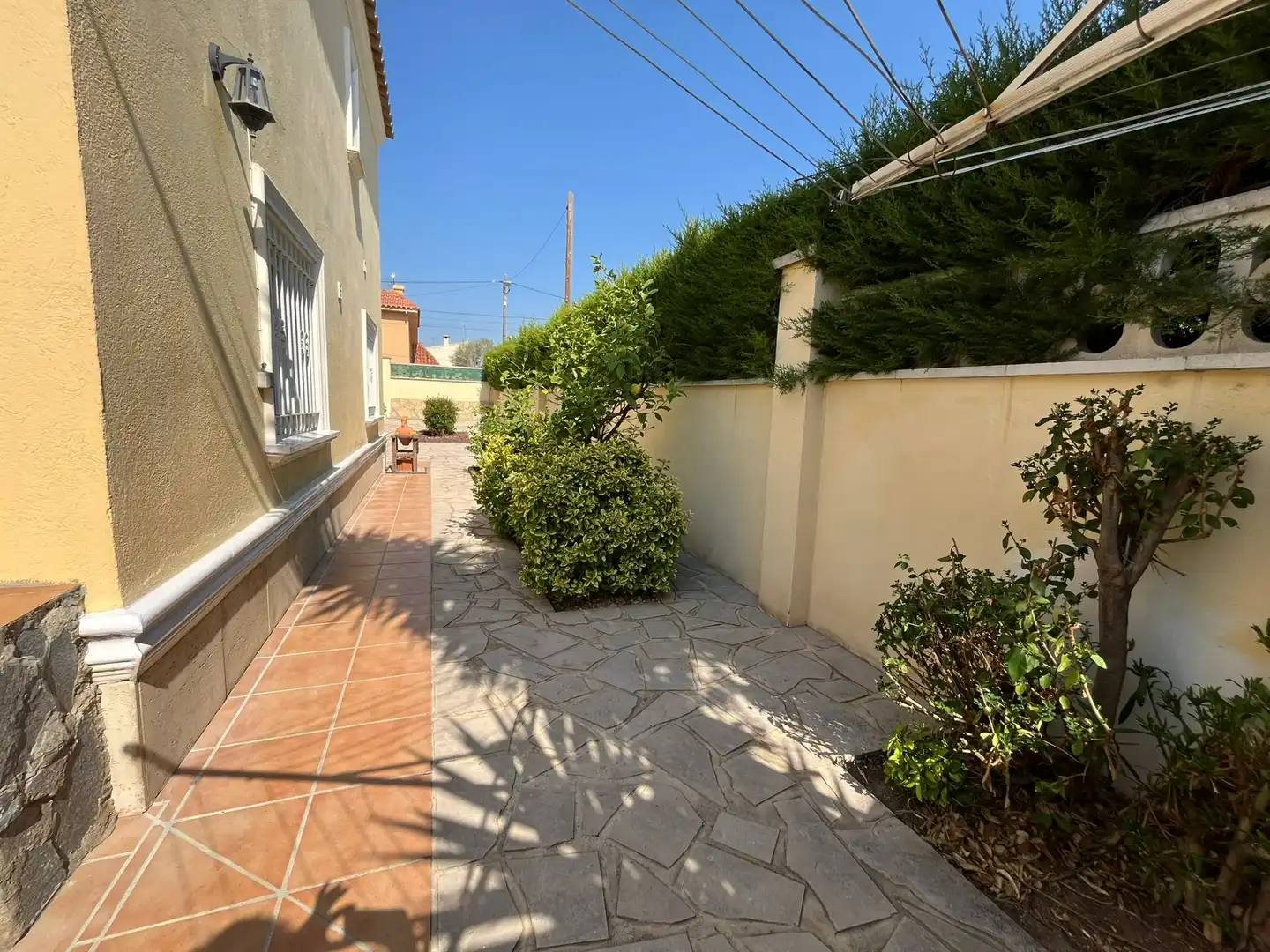 Vista exterior de Casa o chalet en venta en L'Ametlla de Mar  con Aire acondicionado, Jardín privado y Terraza