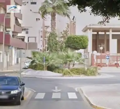Appartamento con terrazza in vendita a Calle MERCADO COMUN (E), imagen 2