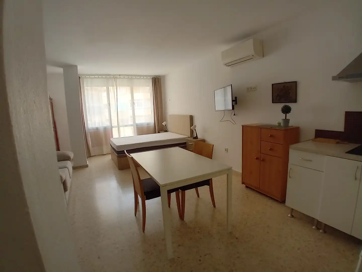 Dormitori de Casa adosada en venda en Málaga amb Piscina