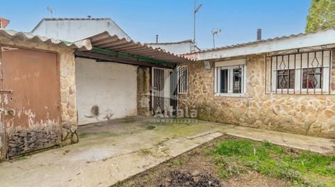 Foto 2 de Casa adosada en venta en Trijueque, Guadalajara