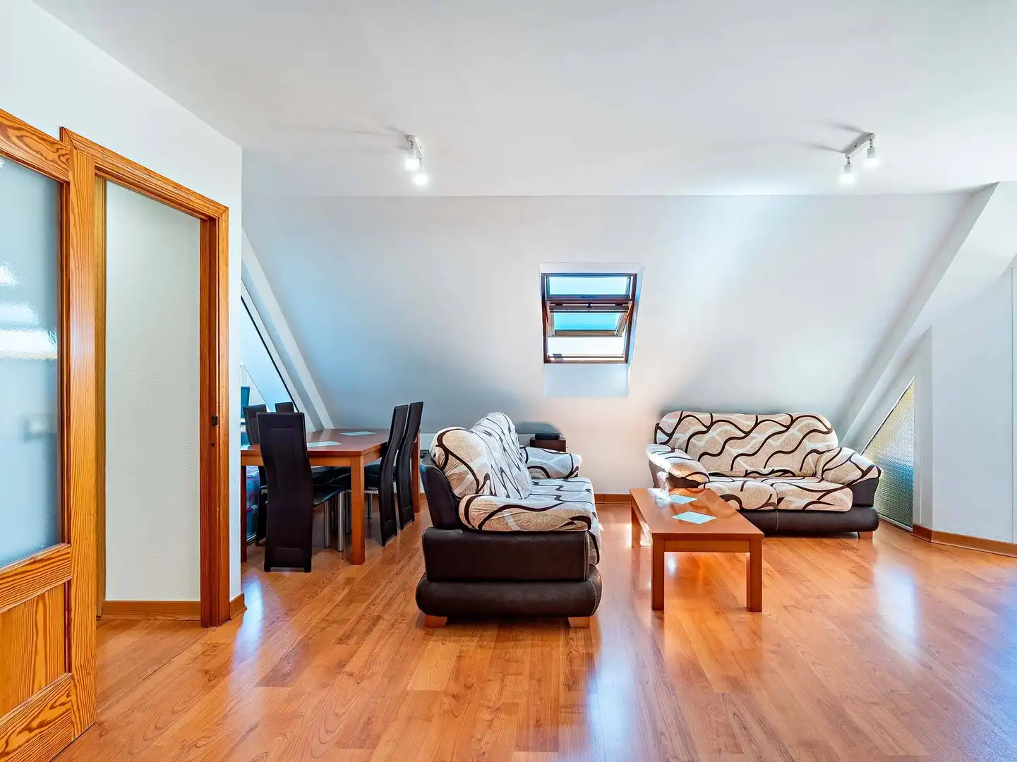 Living room of Flat for sale in Roquetas de Mar  with Air Conditioner, Parquet flooring and Terrace