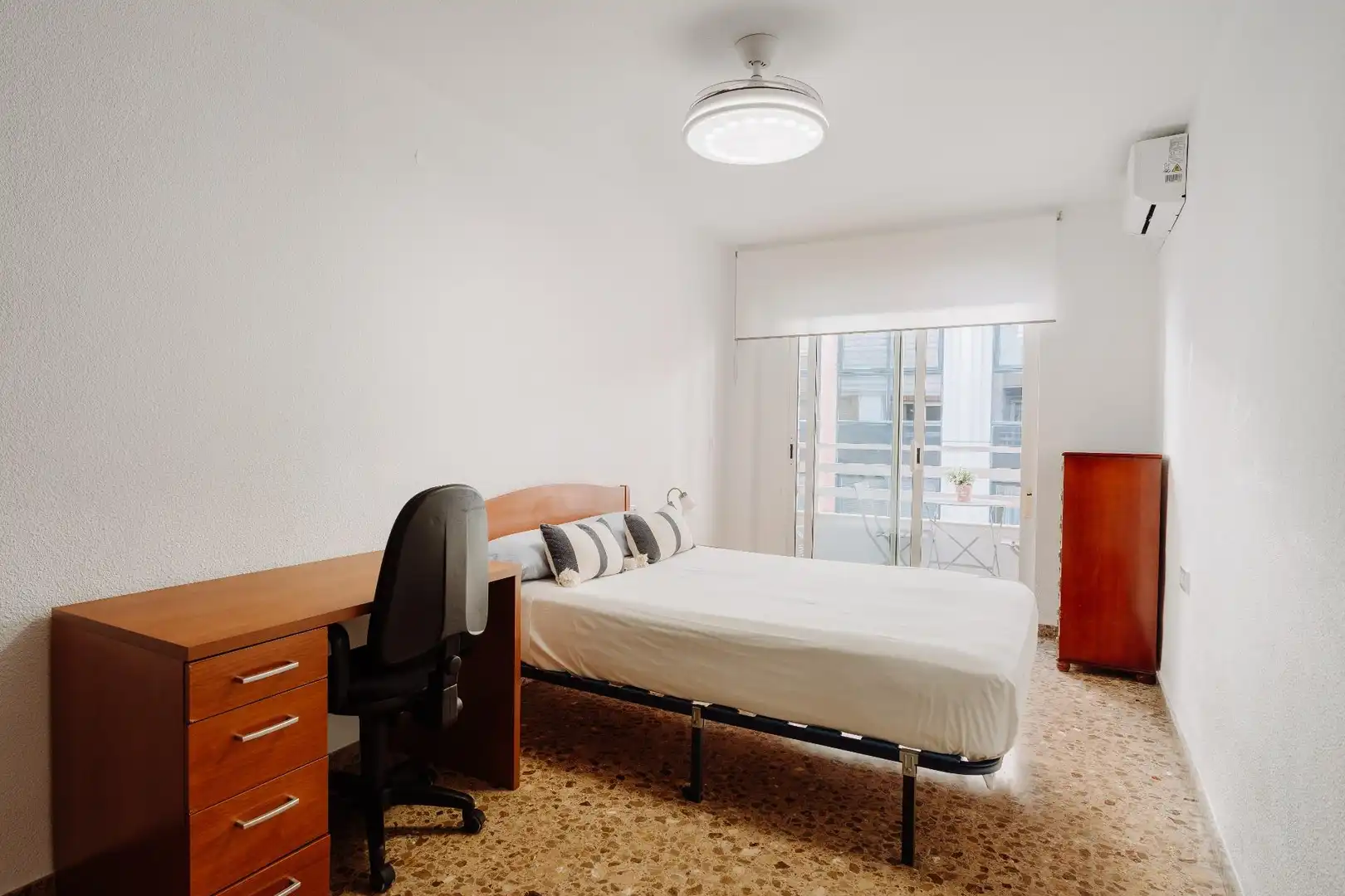 Schlafzimmer von Wohnung zum Verkauf in Alicante / Alacant mit Klimaanlage, Heizung und Terrasse