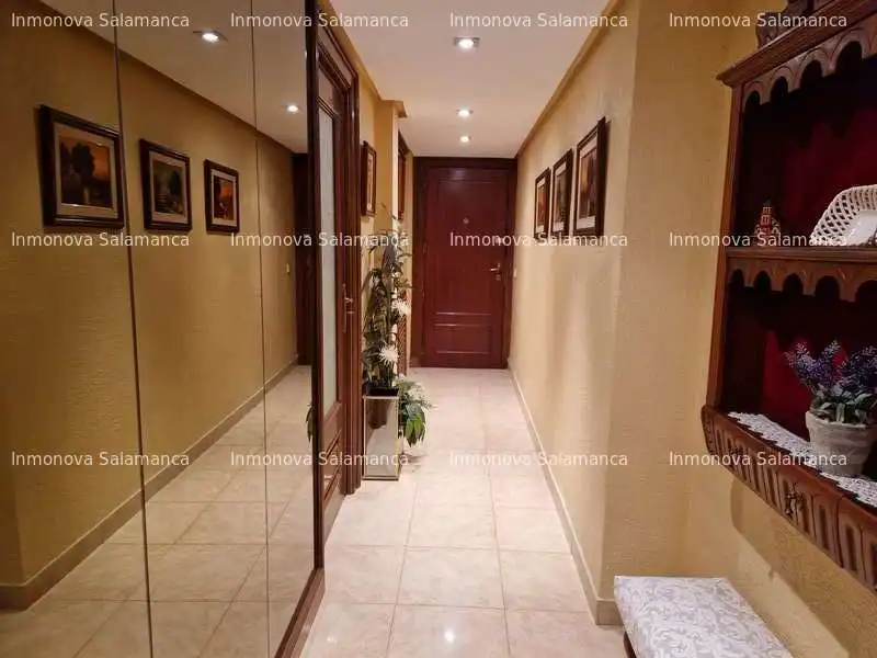 Piso en venta en Salamanca con Calefacción y Balcón