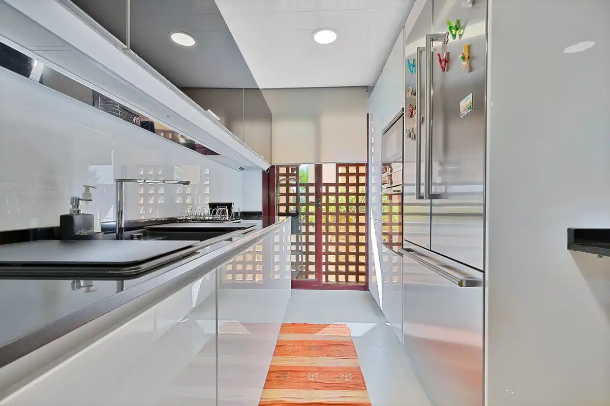 Küche von Maisonette zum Verkauf in Marbella mit Klimaanlage, Terrasse und Gemeinschaftspool