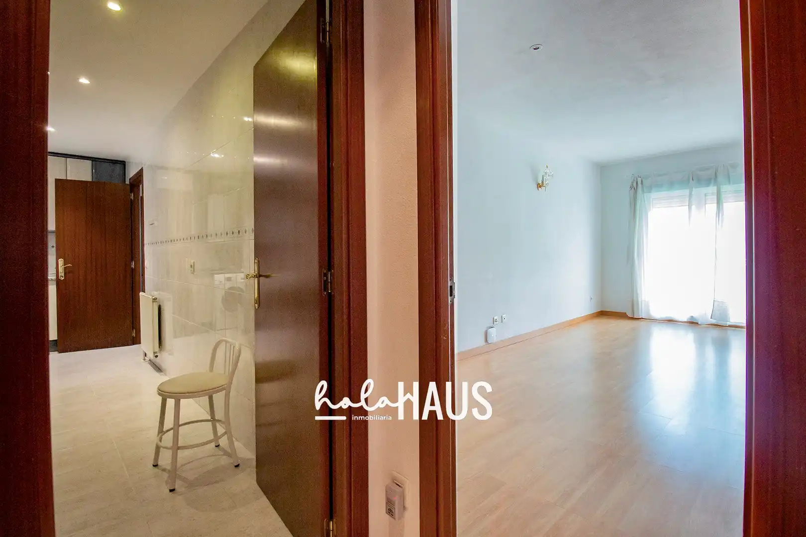 Flat for sale in Madrid  with Air Conditioner, Heating and Storage room