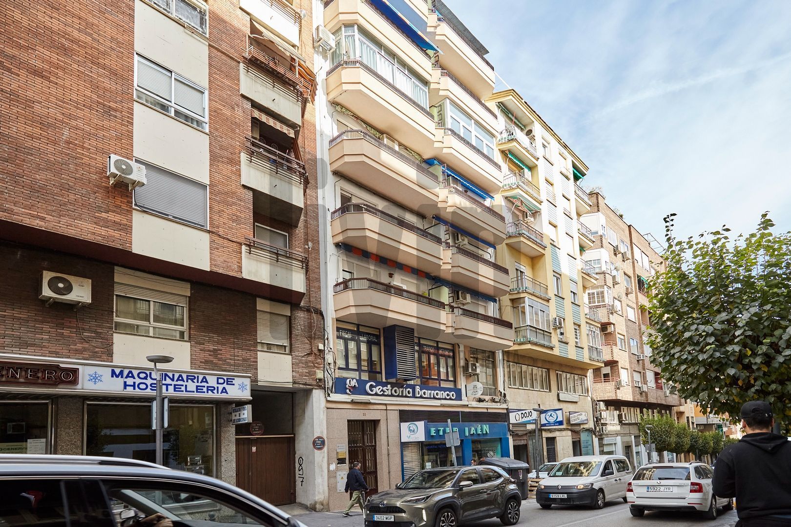 Vista exterior de Oficina en venta en  Jaén Capital