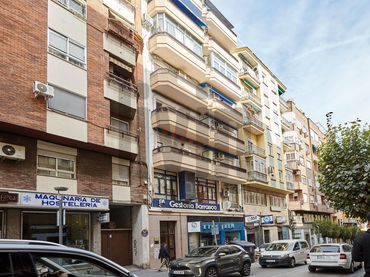 Oficina amb ascensor en venda a San Ildefonso - Catedral