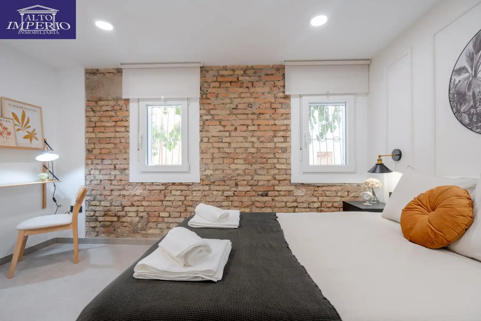 Schlafzimmer von Wohnung zum Verkauf in Granada mit Klimaanlage, Parkett und Möbliert