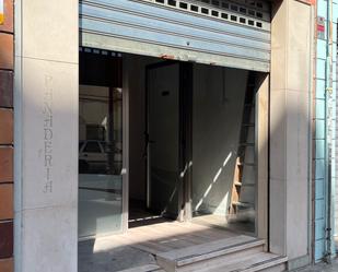 Premises for sale in  Valencia Capital  with Air Conditioner