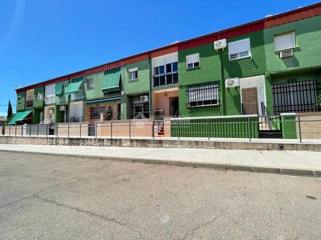 Casa adosada en Venta en Cerro de Reyes