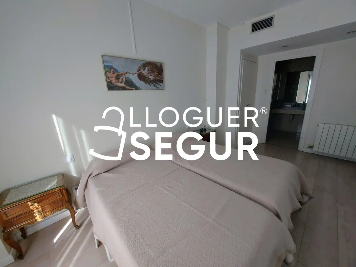 Schlafzimmer von Wohnung zur Miete in Barcelona mit Klimaanlage und Heizung