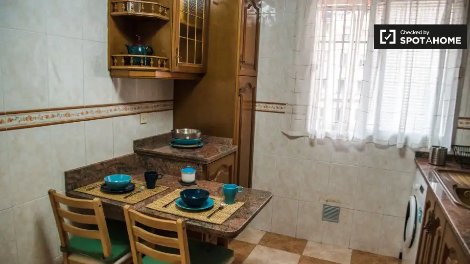 Kitchen of Flat for rent in Valencia  with Air Conditioner, Heating and Furnished