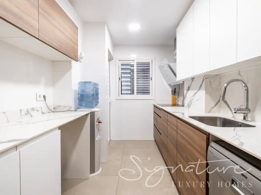Kitchen of Ground floor for sale in Sant Cugat del Vallès  with Air Conditioner and Heating