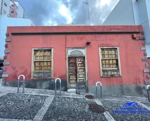 Exterior view of Single-family semi-detached for sale in Santa Cruz de la Palma  with Furnished, Oven and Washing machine