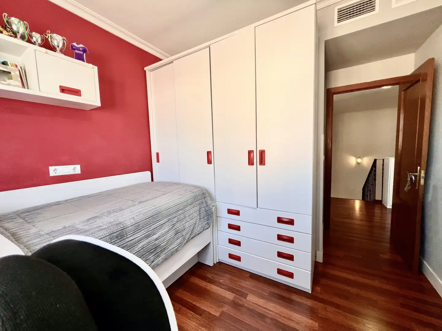 Habitación de Casa o chalet en venta en Espartinas con Aire acondicionado, Jardín privado y Terraza