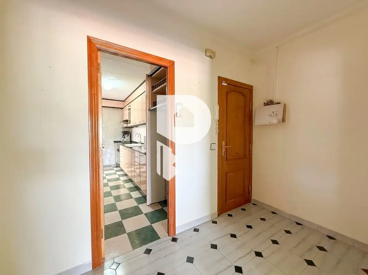Kitchen of Flat for sale in Sant Vicenç Dels Horts  with Air Conditioner, Heating and Terrace