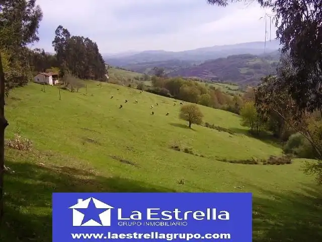 Casa con jardín en venta en Grado
