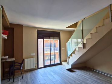 Maisonette mit Balkon zum Verkauf in Avinguda de la Pineda
