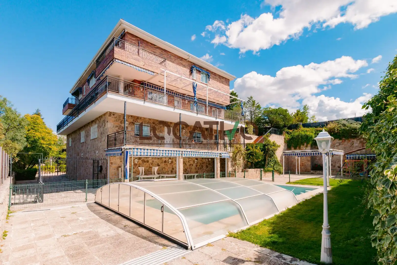 Casa amb piscina en venda a Colmenarejo, imagen 4