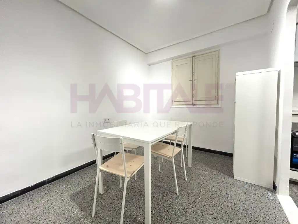 Bedroom of Flat for rent in Valencia  with Furnished