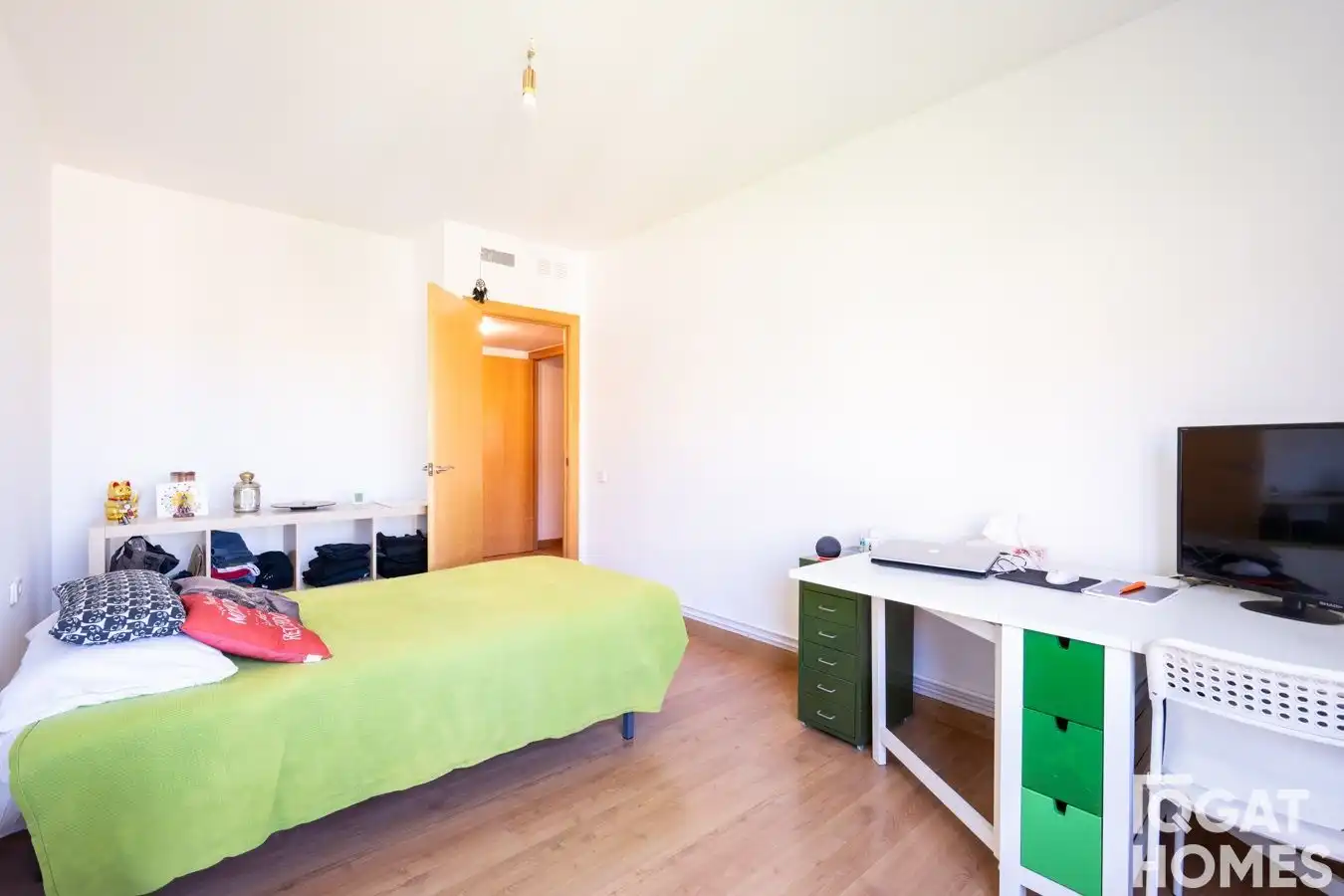 Flat for rent in torrent de la bomba, Centre - Estació