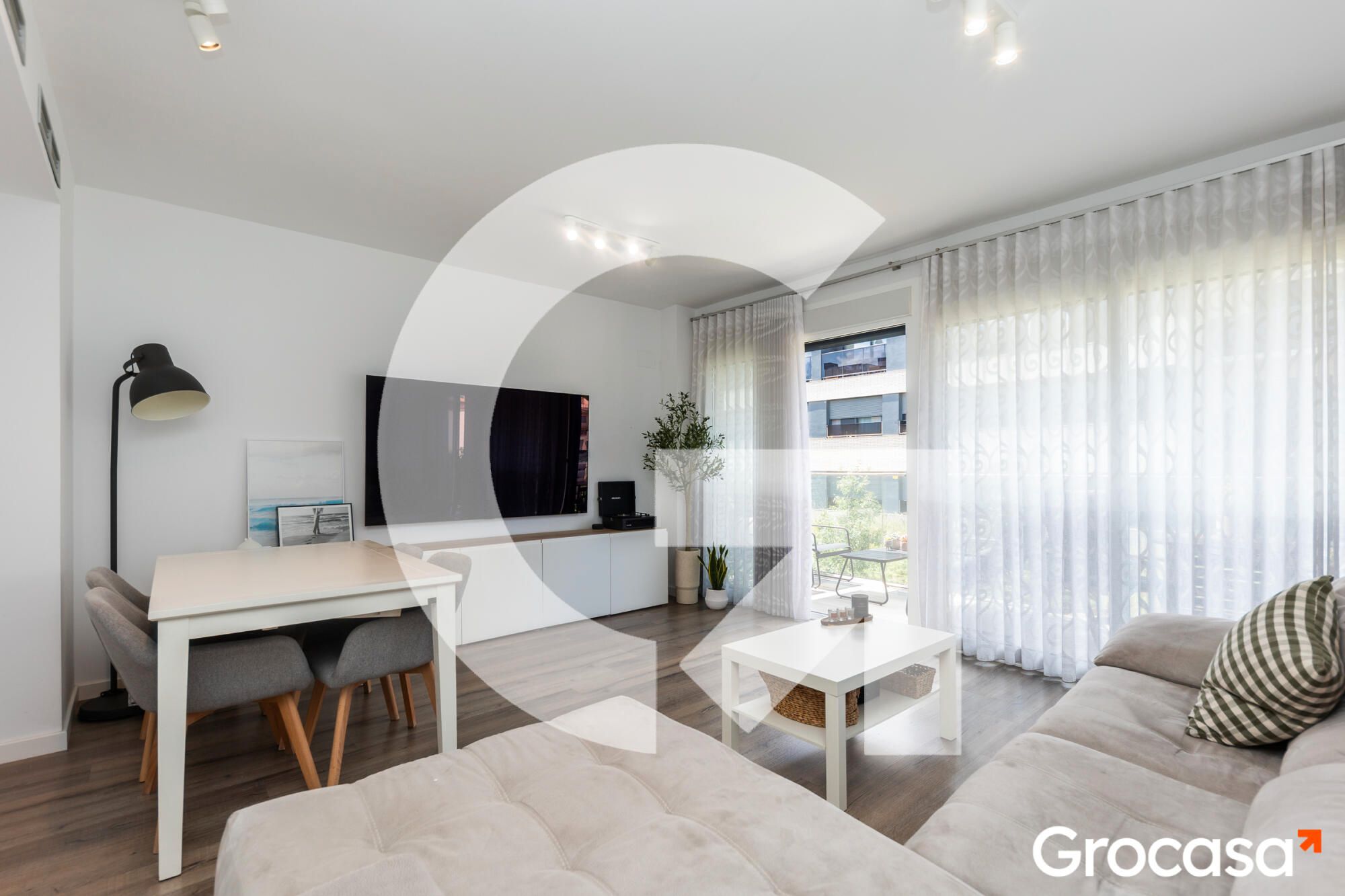 Living room of Flat for sale in Sant Boi de Llobregat  with Air Conditioner, Heating and Oven