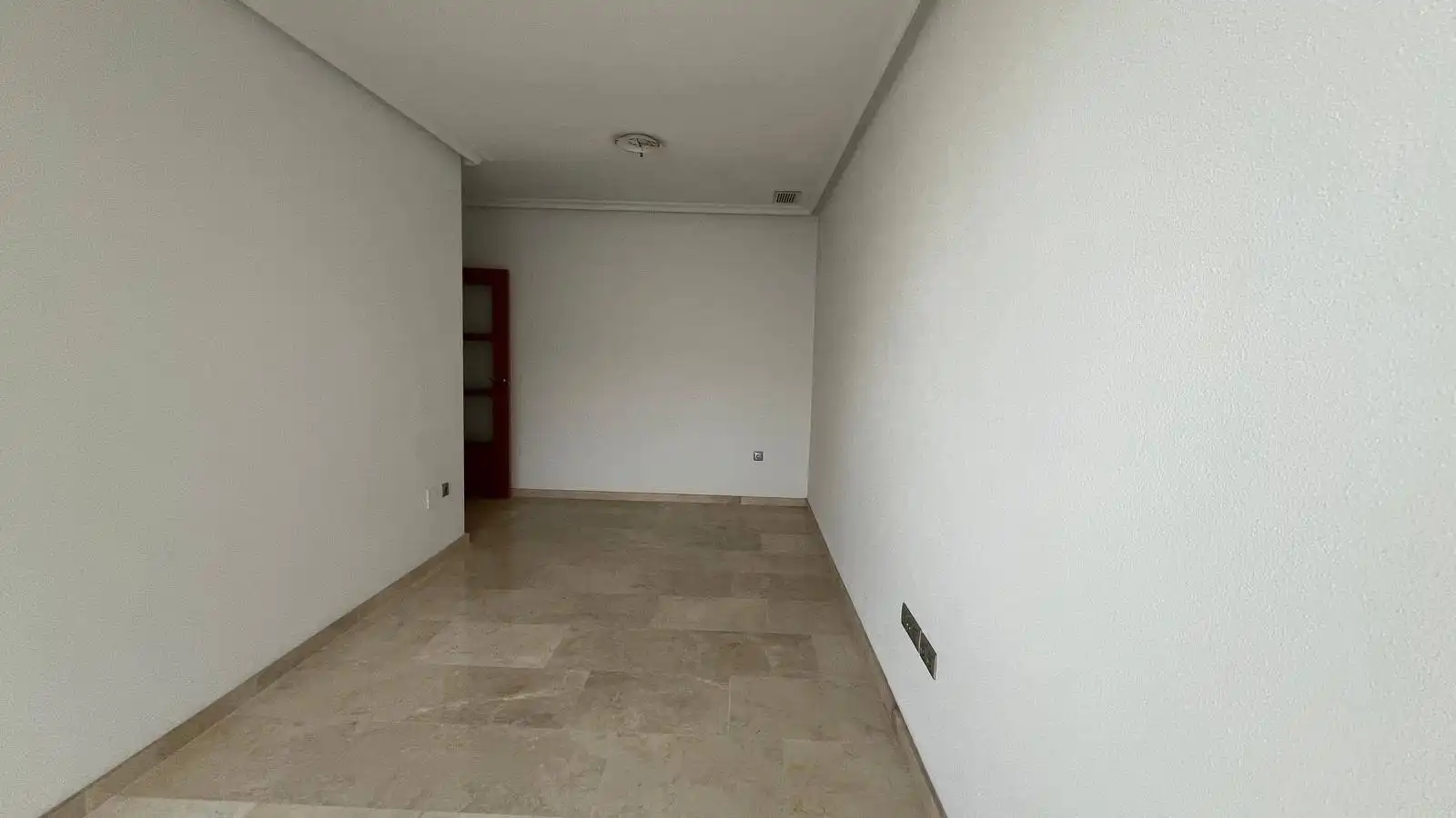 Piso en venta en Elche / Elx con Balcón