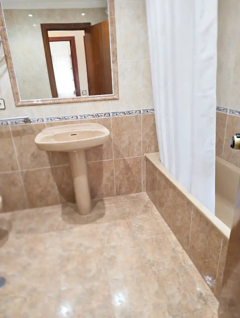 Flat with lift for sale in Calle del Río