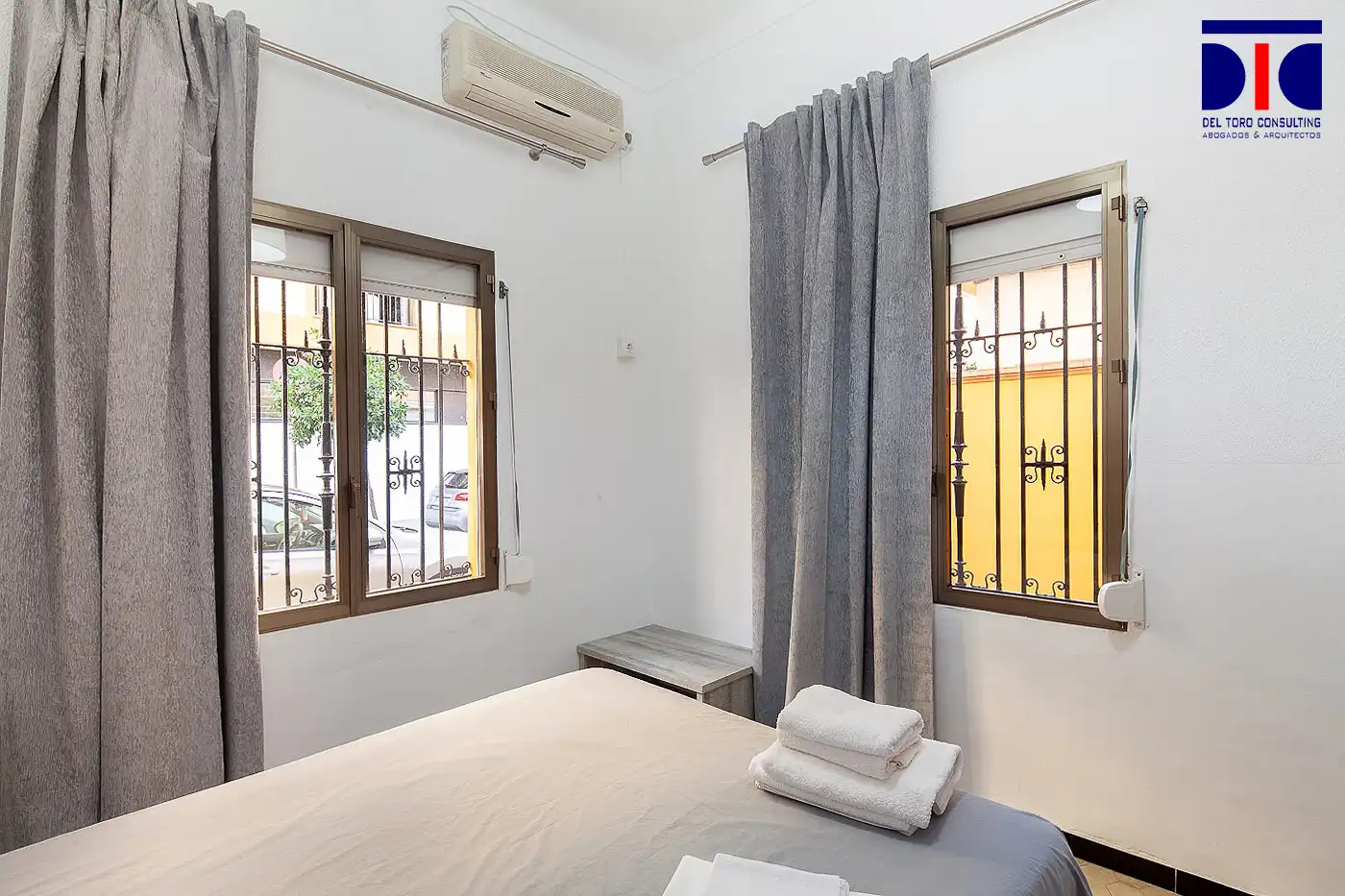 Bedroom of Detached homes for sale in Sevilla  with Air Conditioner, Heating and Furnished