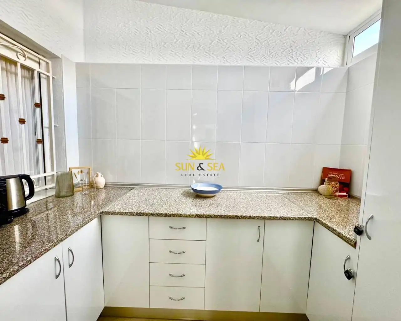 Cocina de Planta baja de alquiler en Orihuela con Aire acondicionado, Calefacción y Terraza