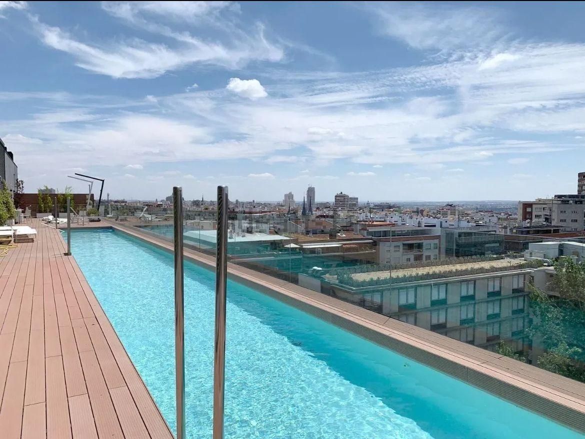 Piscina de Ático en venta en  Madrid Capital con Aire acondicionado, Calefacción y Terraza