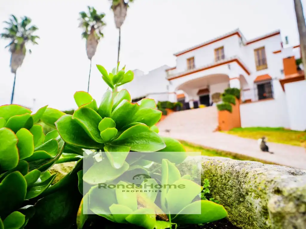 Country homes for sale in Villamartín