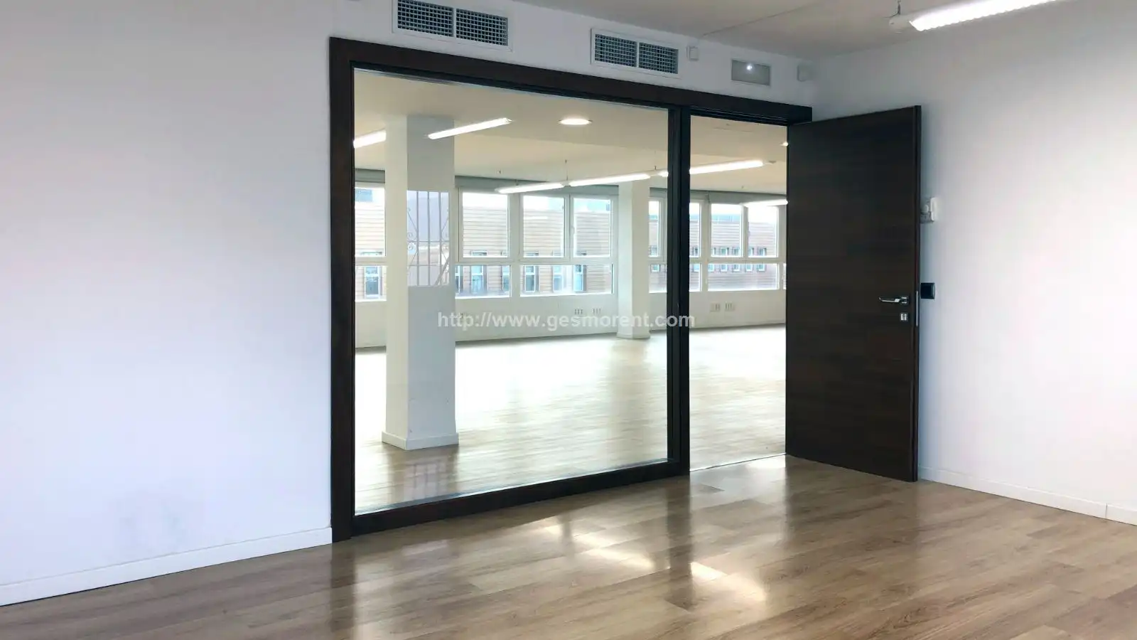 Bureau avec ascenseur à louer à Nord, imagen 9