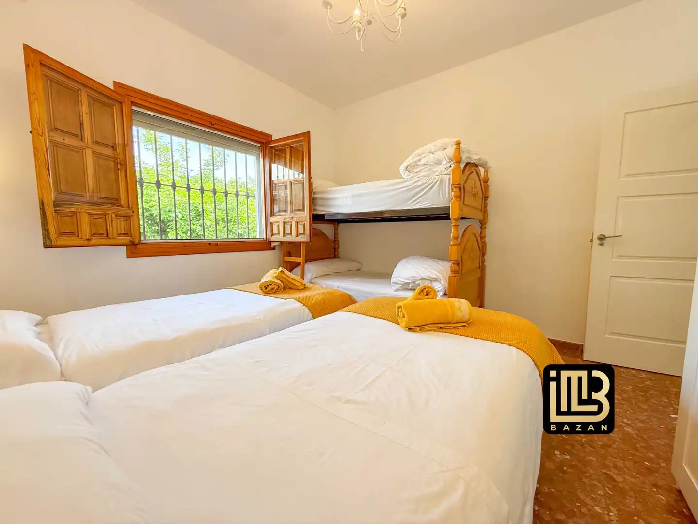 Schlafzimmer von Wohnung zum Verkauf in El Borge mit Klimaanlage, Heizung und Privatgarten
