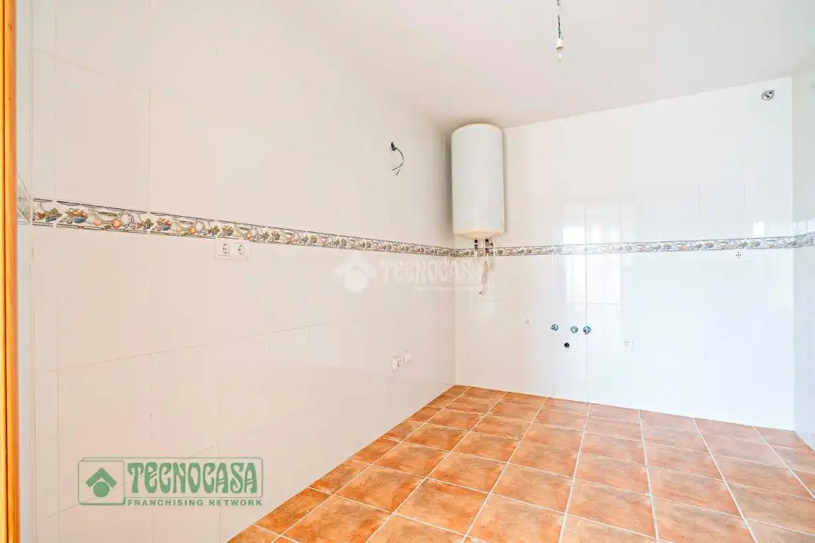 Baño de Piso en venta en Roquetas de Mar con Calefacción y Terraza