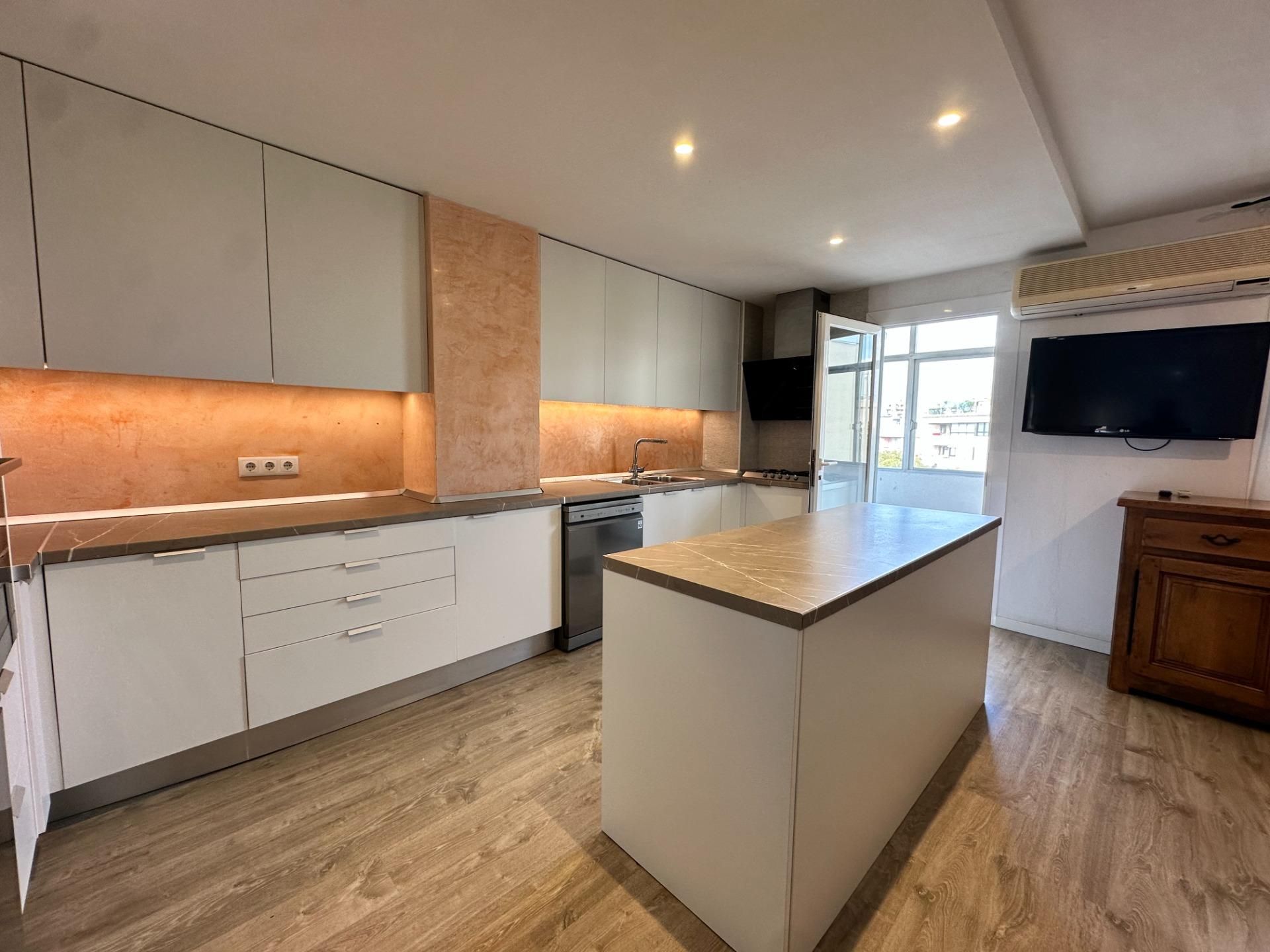 Kitchen of Apartment to rent in  Palma de Mallorca  with Parquet flooring, Terrace and Balcony