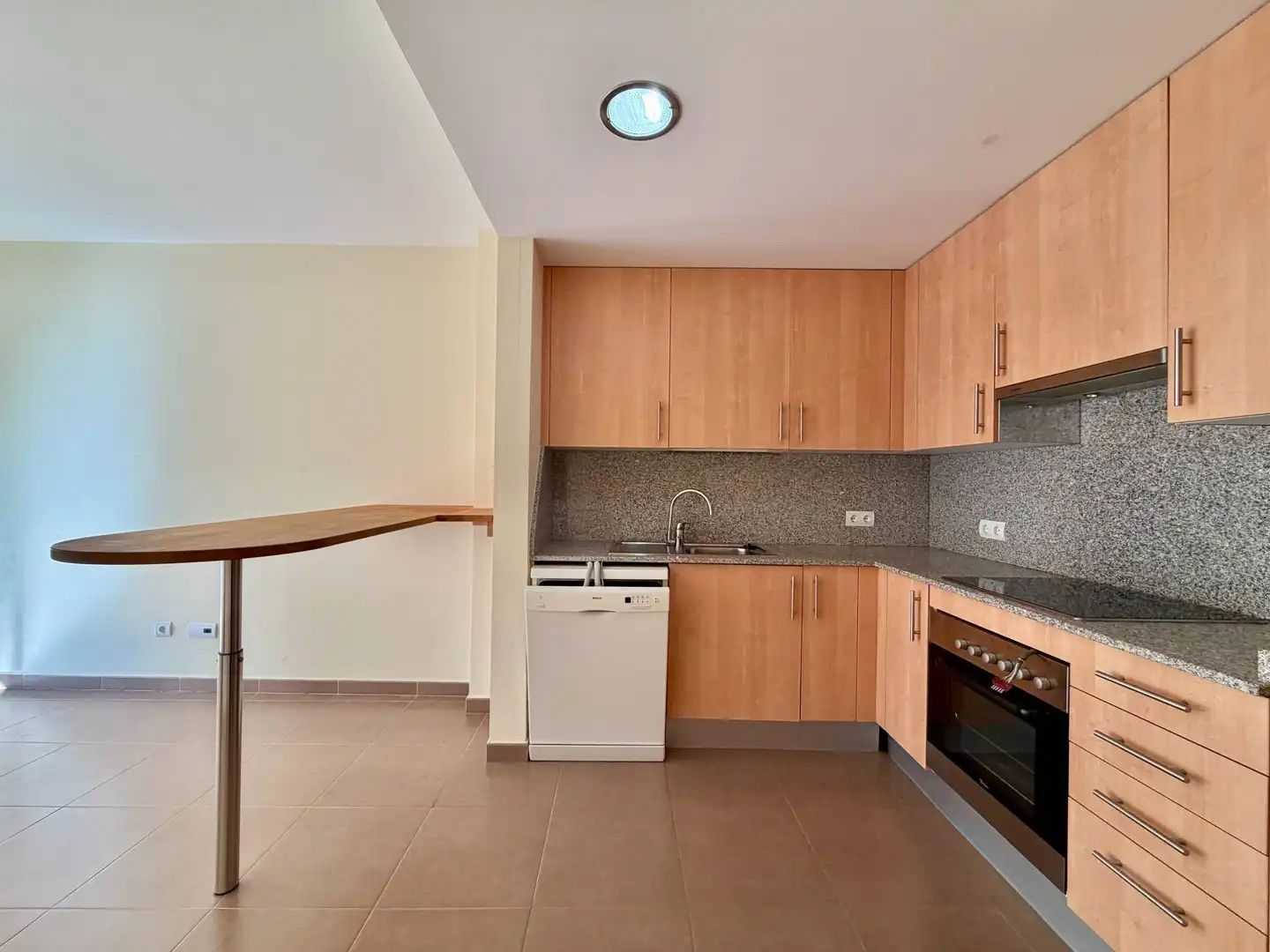 Mini appartamento con terrazza in vendita a Carrer DEL RAVAL DELS GRECS, imagen 5